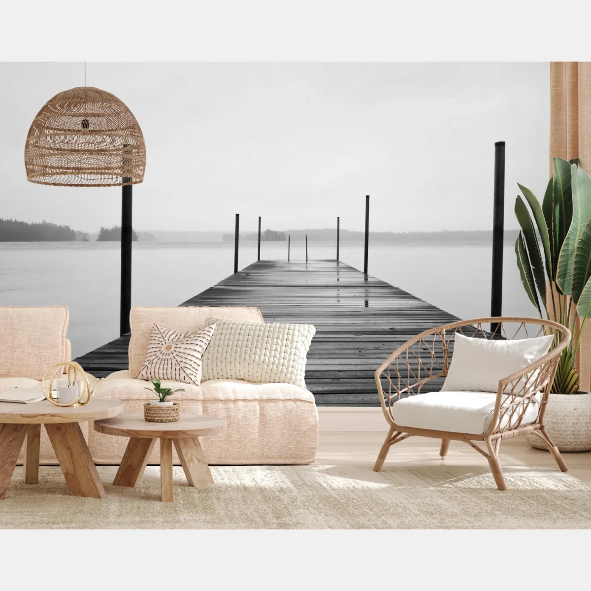 Fototapeta mglisty pomost nad jeziorem w monochromie – Wallissimo® Fototapeta mglisty pomost nad jeziorem w monochromie – Wallissimo®