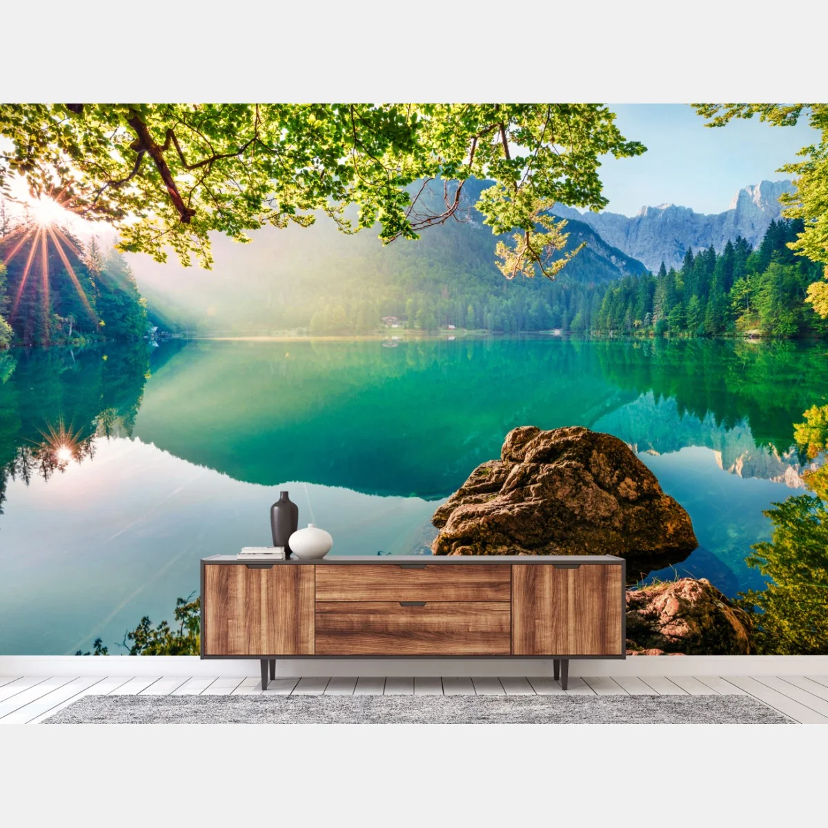 Fototapeta poranek nad jeziorem Fusine z Mangartem – Wallissimo® Fototapeta poranek nad jeziorem Fusine z Mangartem – Wallissimo®