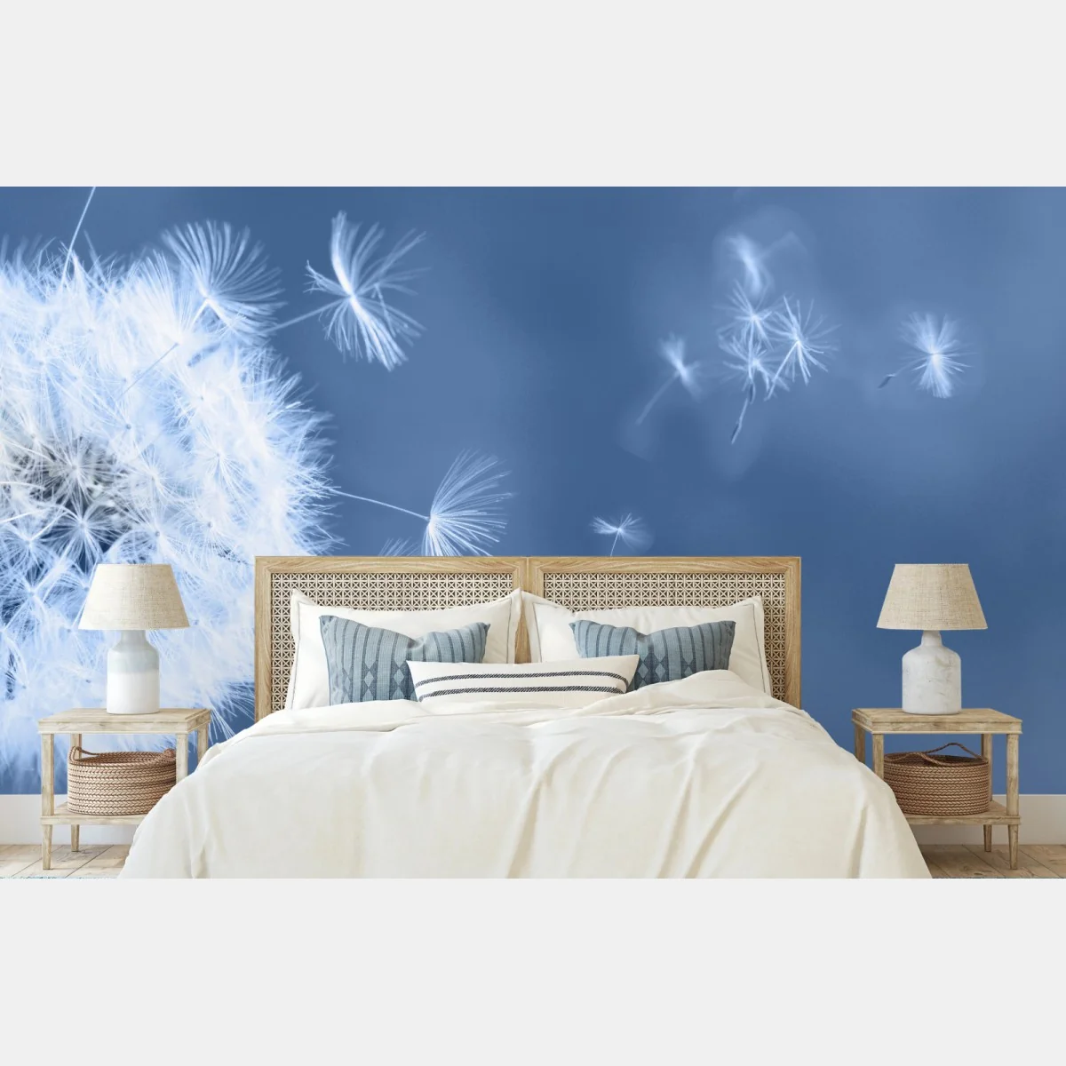 Fototapeta delikatne nasiona dmuchawca w odcieniach niebieskiego – Wallissimo® Fototapeta delikatne nasiona dmuchawca w odcieniach niebieskiego – Wallissimo®
