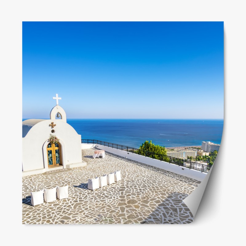 Naklejka repozycjonowalna biała kaplica z widokiem na morze w Faliraki