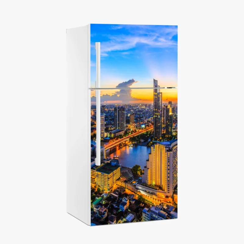 Naklejka na lodówkę tętniąca życiem panorama miasta o zmierzchu