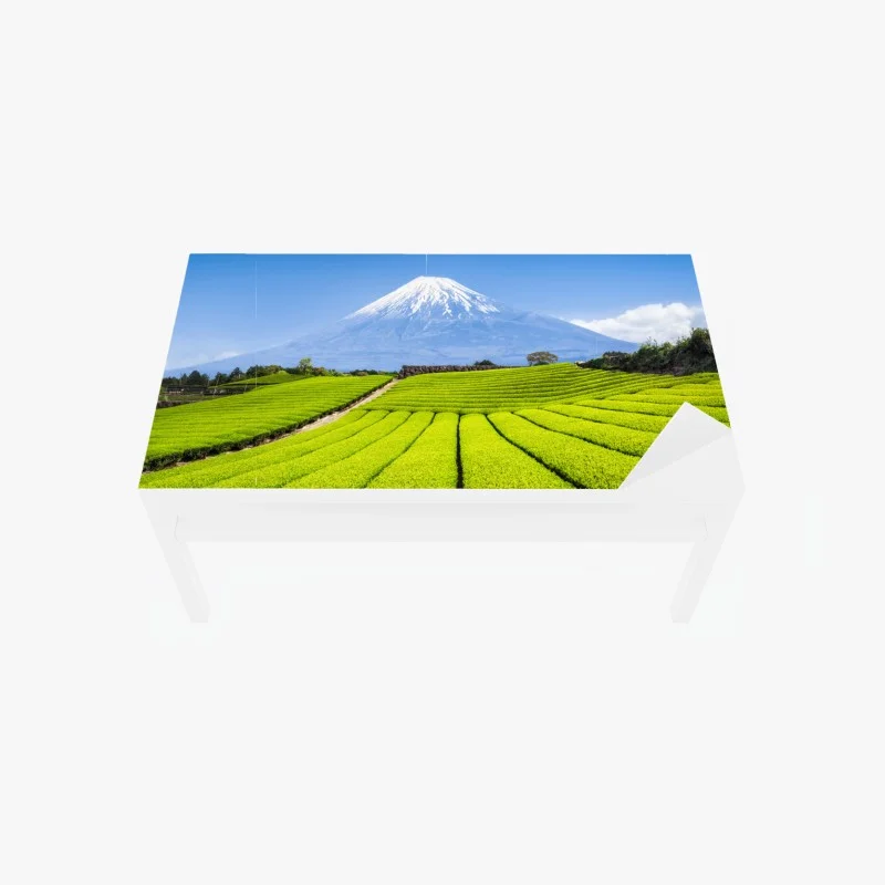 Naklejka na biurko i stół bujne pola herbaty u stóp Góry Fuji
