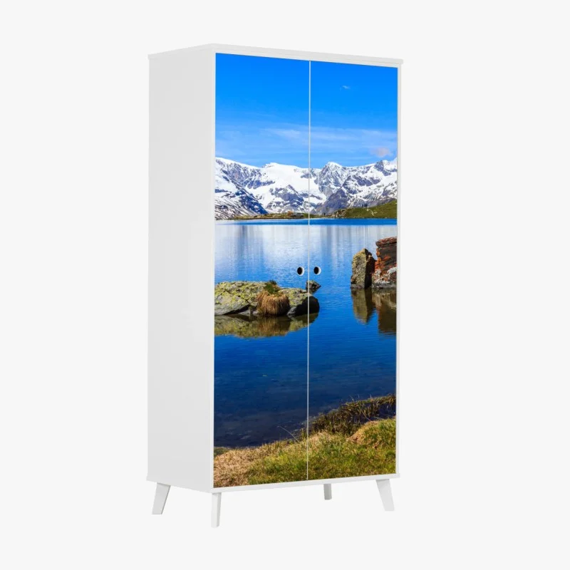 Naklejka na szafę spokojne odbicie Matterhornu nad jeziorem Stellisee, Zermatt