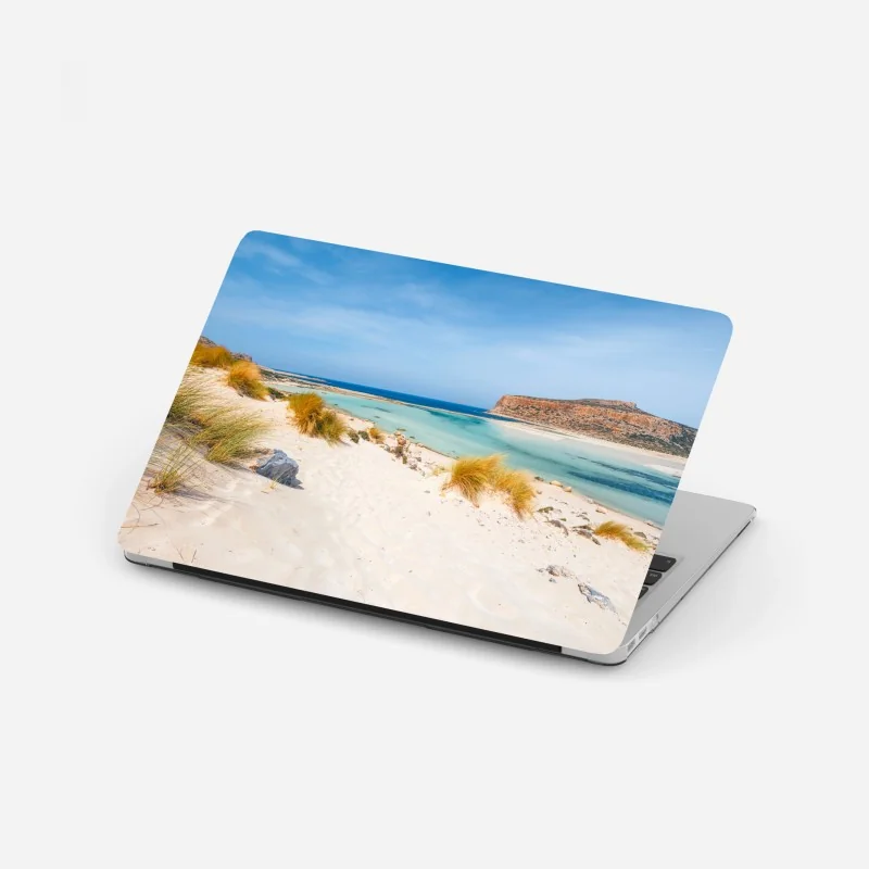 Naklejka na laptopa słoneczna śródziemnomorska wioska nad morzem – Wallissimo®