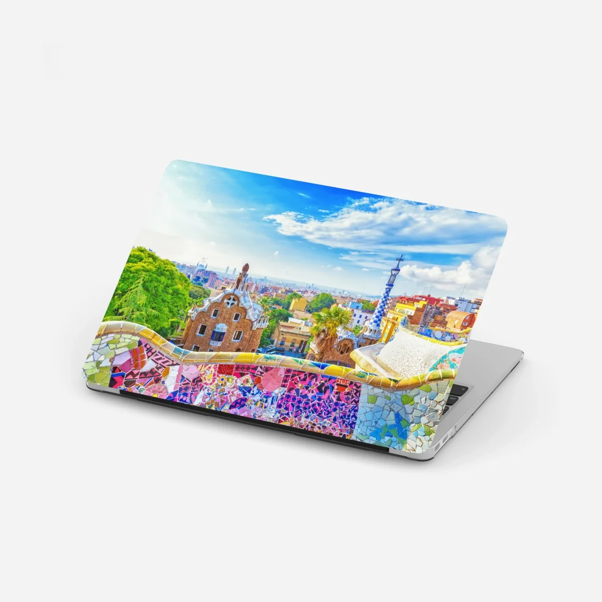 Naklejka na laptopa żywa Barcelona Park Güell mozaikowa panorama – Wallissimo® Naklejka na laptopa żywa Barcelona Park Güell mozaikowa panorama – Wallissimo®