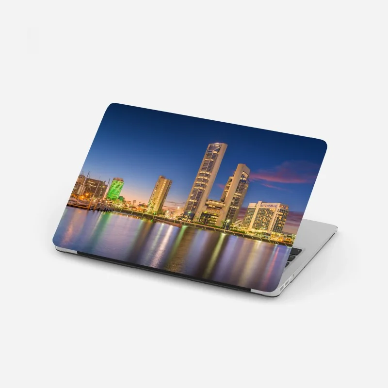 Naklejka na laptopa eteryczny monochromatyczny portret – Wallissimo®