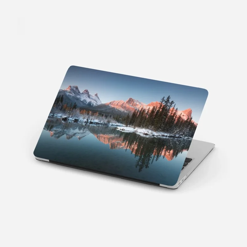 Naklejka na laptopa noc pełna gwiazd nad Ushba – Wallissimo®