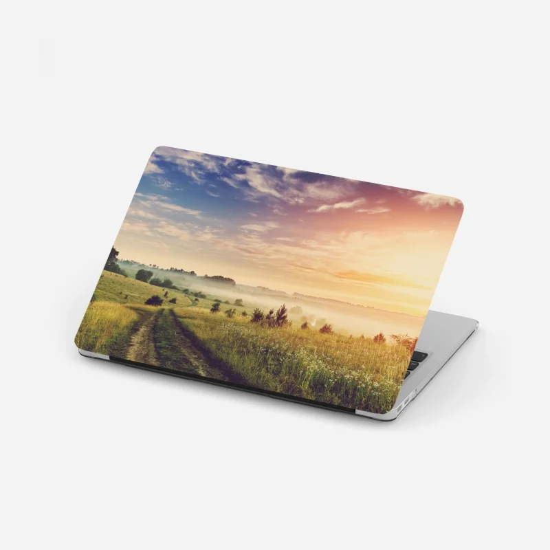 Naklejka na laptopa niedźwiedź łapiący łososia w rzece – Wallissimo®