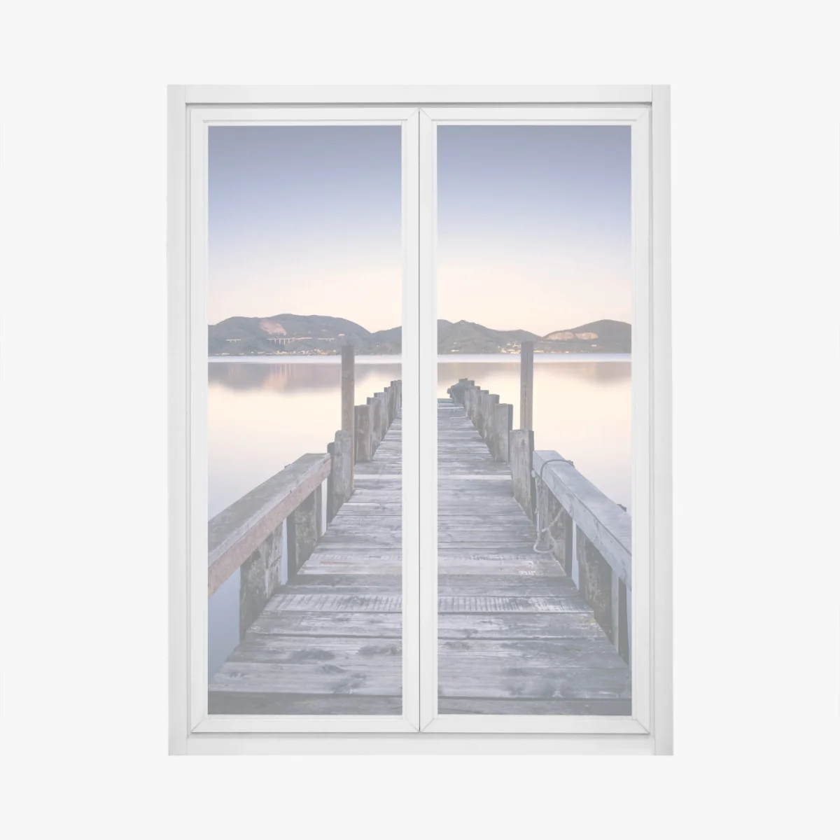 Naklejka na okno drewniany pomost nad jeziorem Versilia Massaciuccoli – Wallissimo® Naklejka na okno drewniany pomost nad jeziorem Versilia Massaciuccoli – Wallissimo®