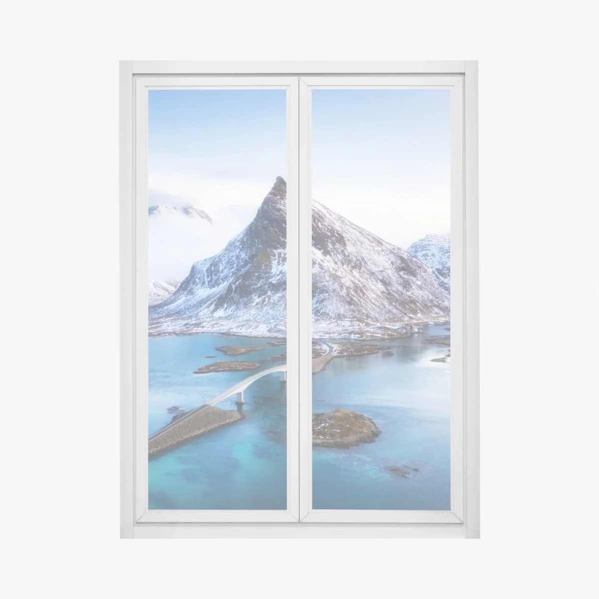 Naklejka na okno Lofoty most i góra z lotu ptaka – Wallissimo® Naklejka na okno Lofoty most i góra z lotu ptaka – Wallissimo®