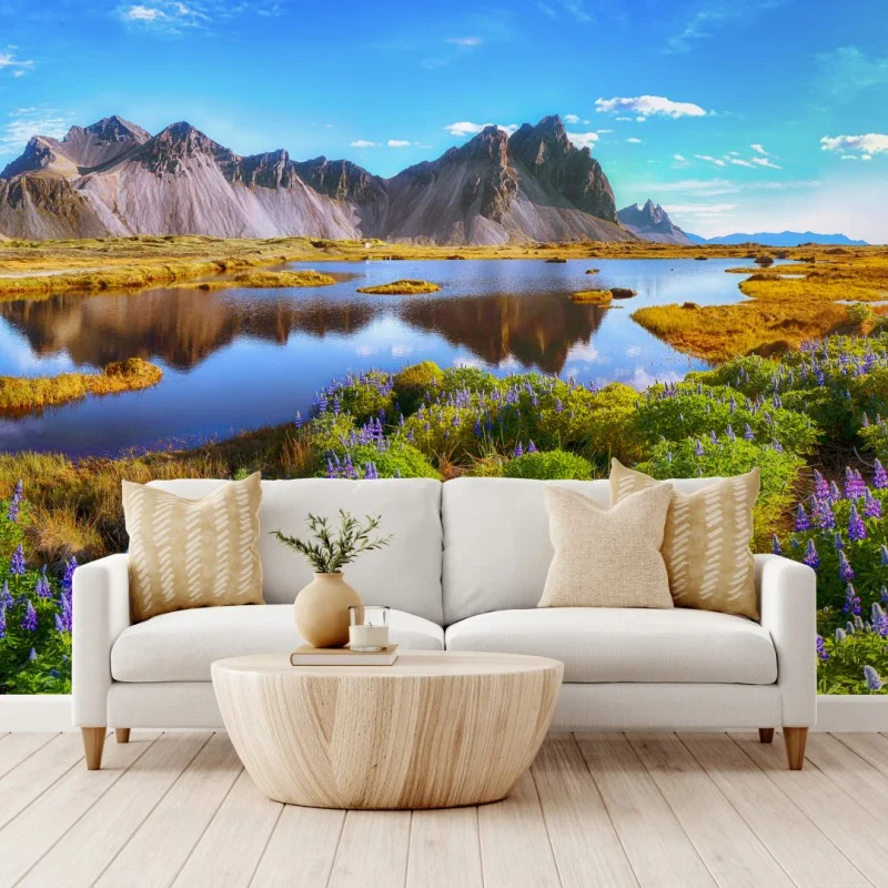 Fototapeta żywe łubinowe łąki przy Vestrahorn, Islandia