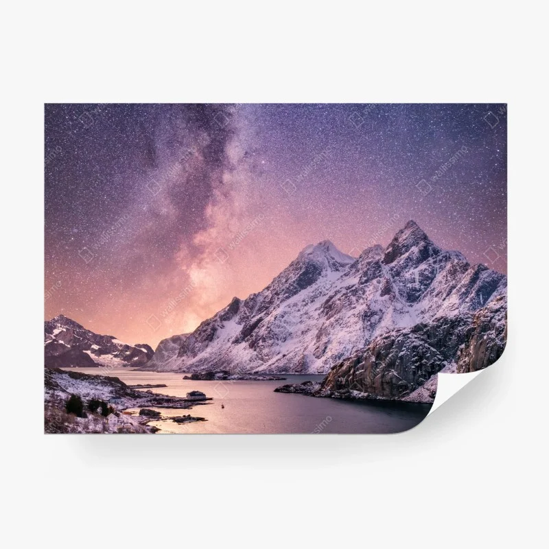 Fototapeta droga mleczna nad ośnieżonymi górami w Norwegii