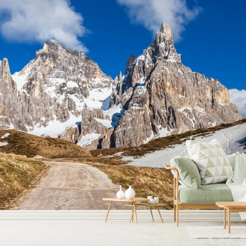 Fototapeta strzeliste szczyty górskie i wijąca się ścieżka