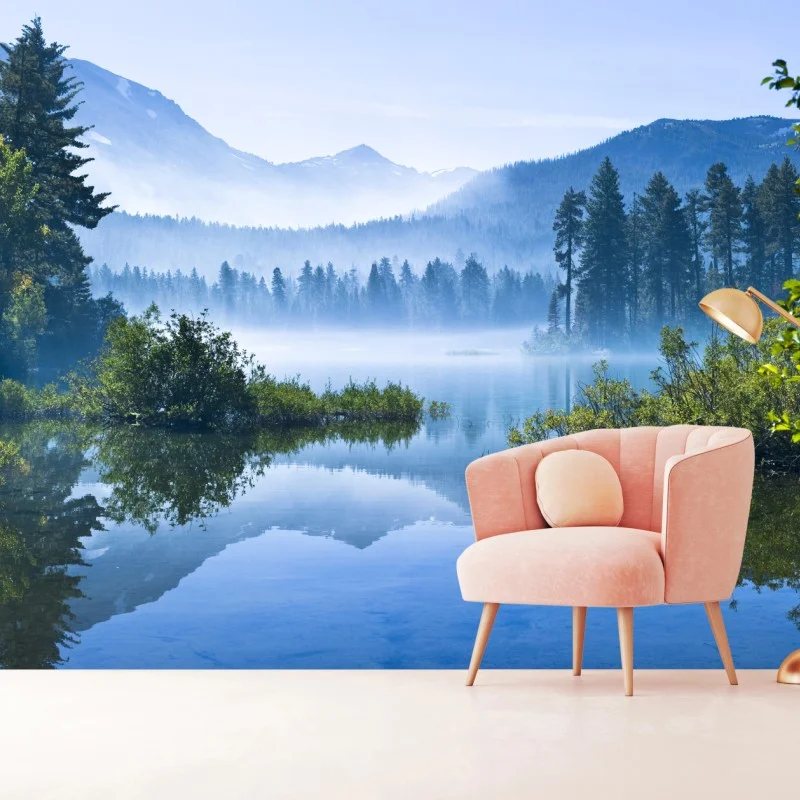 Fototapeta mglista górska tafla jeziora z odbiciem