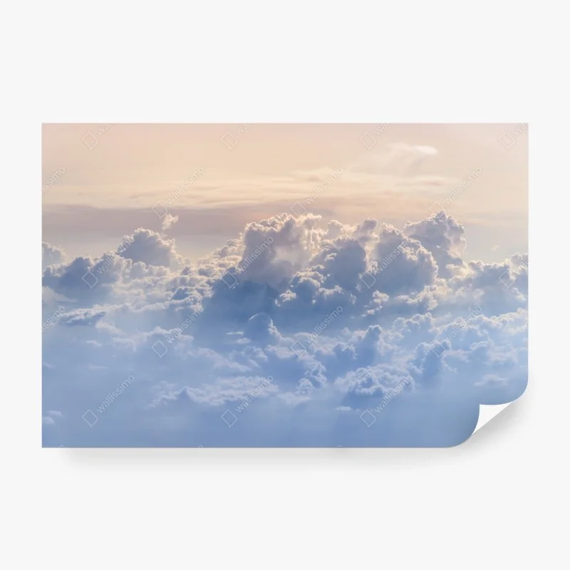 Fototapeta delikatne chmury nad błękitnym niebem