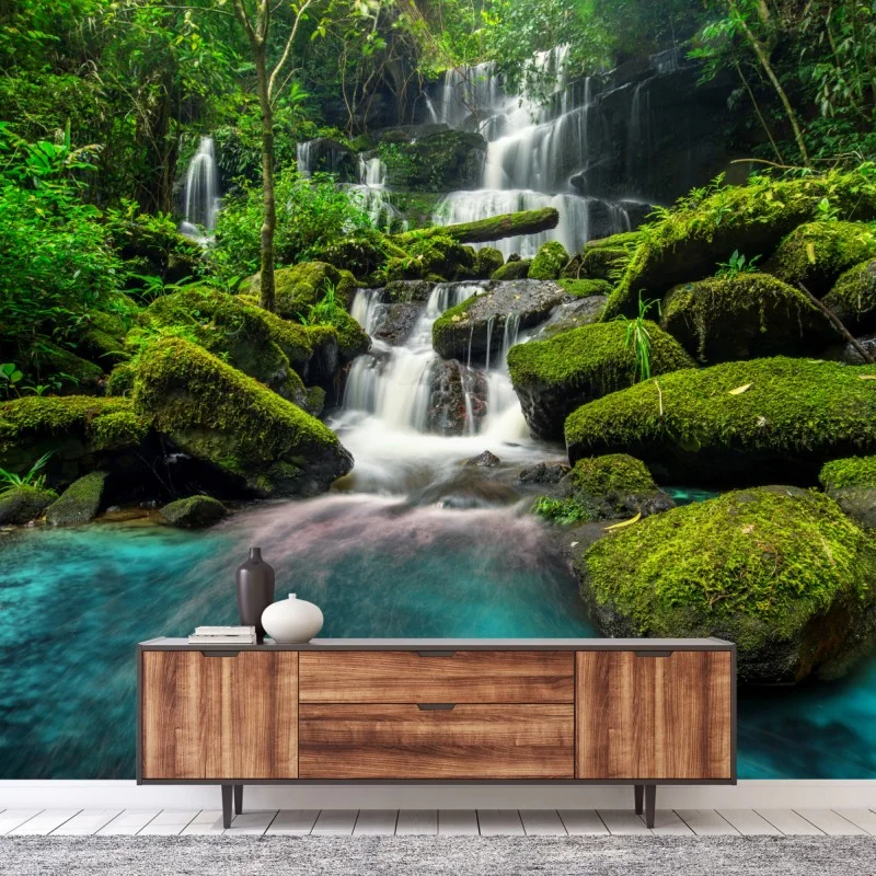 Fototapeta spokojny wodospad w Phu Tub Berk, Tajlandia – Wallissimo®