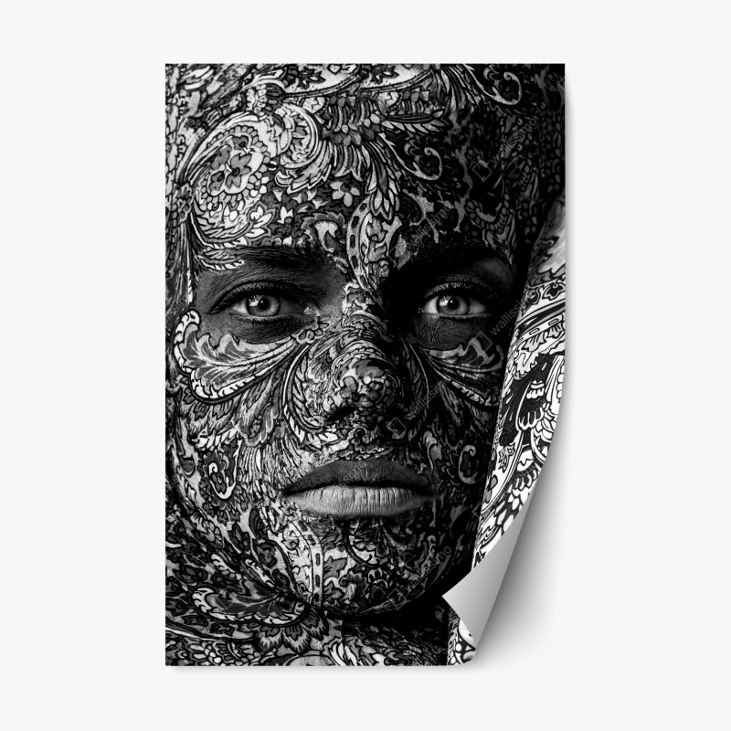 Naklejka repozycjonowalna ornamentalny portret z kwiatowymi wzorami