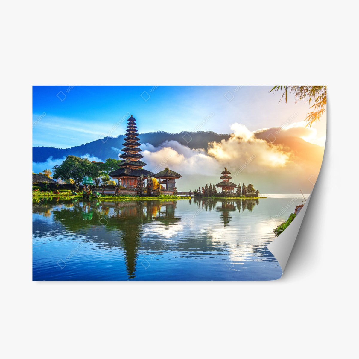 Naklejka repozycjonowalna Pura Ulun Danu Bratan o wschodzie słońca – Wallissimo®