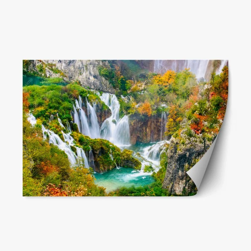 Naklejka repozycjonowalna turkusowy wodospad jesienią