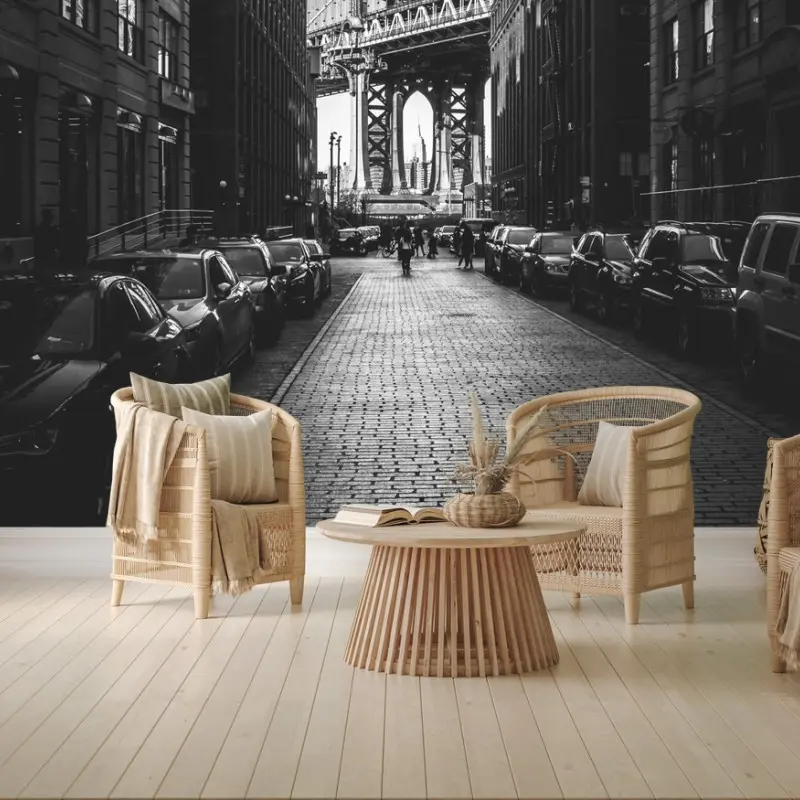 Fototapeta most Manhattan w kadrze brukowanej ulicy