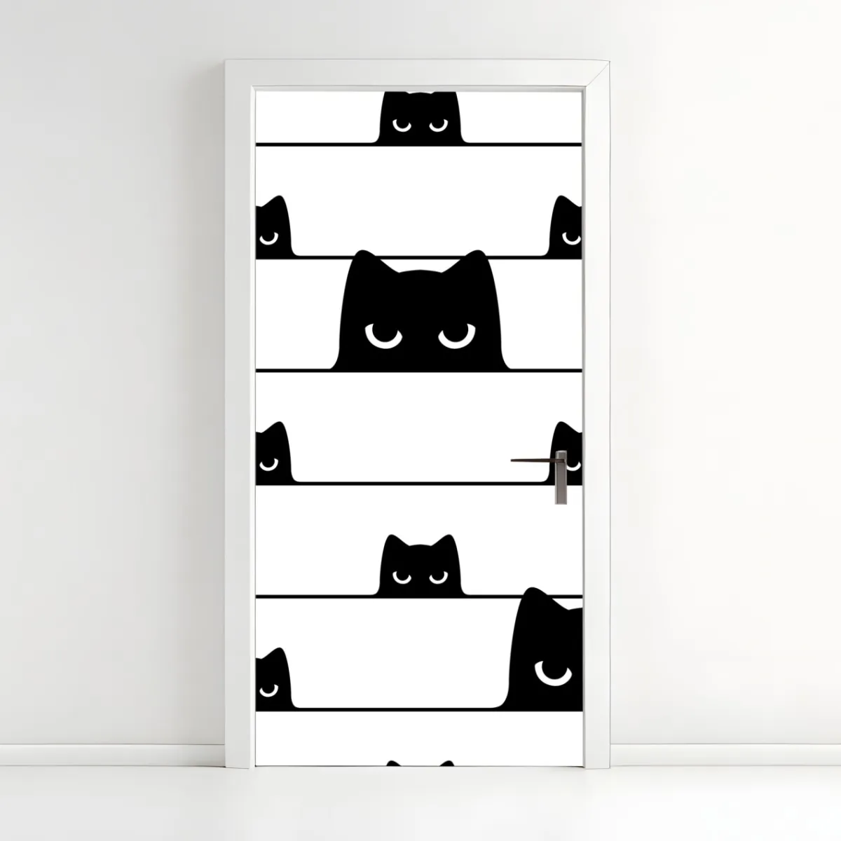 Naklejka na drzwi figlarne koty wyglądające zza pasków – Wallissimo® Naklejka na drzwi figlarne koty wyglądające zza pasków – Wallissimo®