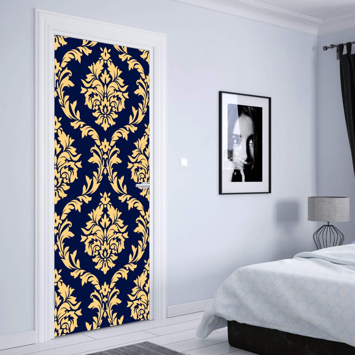 Naklejka na drzwi wzór damaskowy w odcieniach złota i granatu – Wallissimo® Naklejka na drzwi wzór damaskowy w odcieniach złota i granatu – Wallissimo®