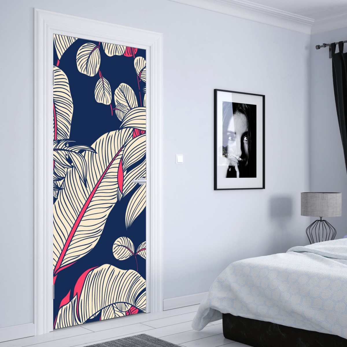 Naklejka na drzwi granatowy tropikalny wzór z liśćmi – Wallissimo® Naklejka na drzwi granatowy tropikalny wzór z liśćmi – Wallissimo®