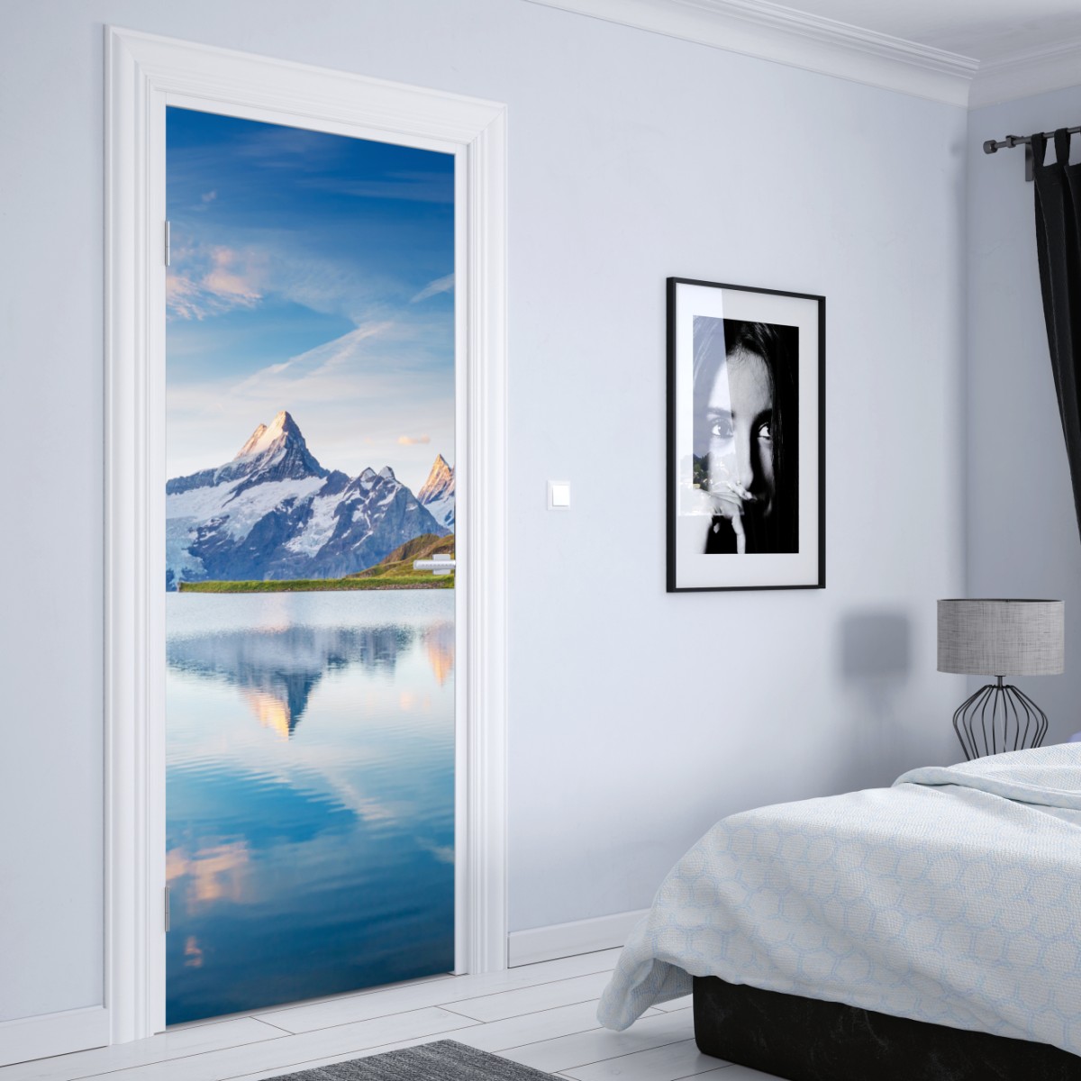 Naklejka na drzwi majestatyczne odbicie Alp przy Bachalpsee – Wallissimo® Naklejka na drzwi majestatyczne odbicie Alp przy Bachalpsee – Wallissimo®