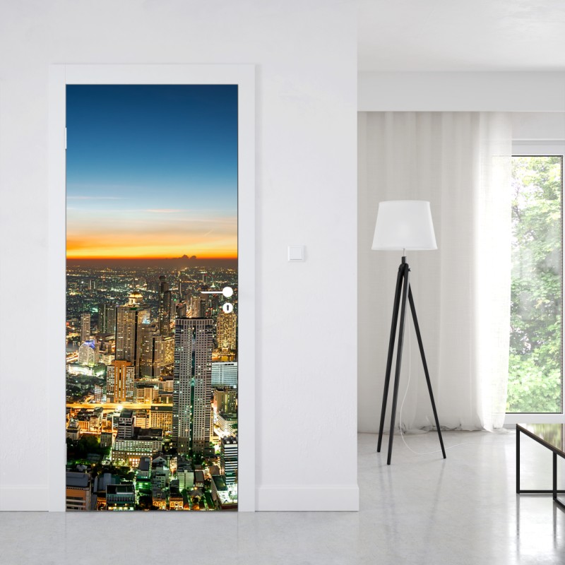 Naklejka na drzwi panorama Bangkoku o zmierzchu – Wallissimo® Naklejka na drzwi panorama Bangkoku o zmierzchu – Wallissimo®
