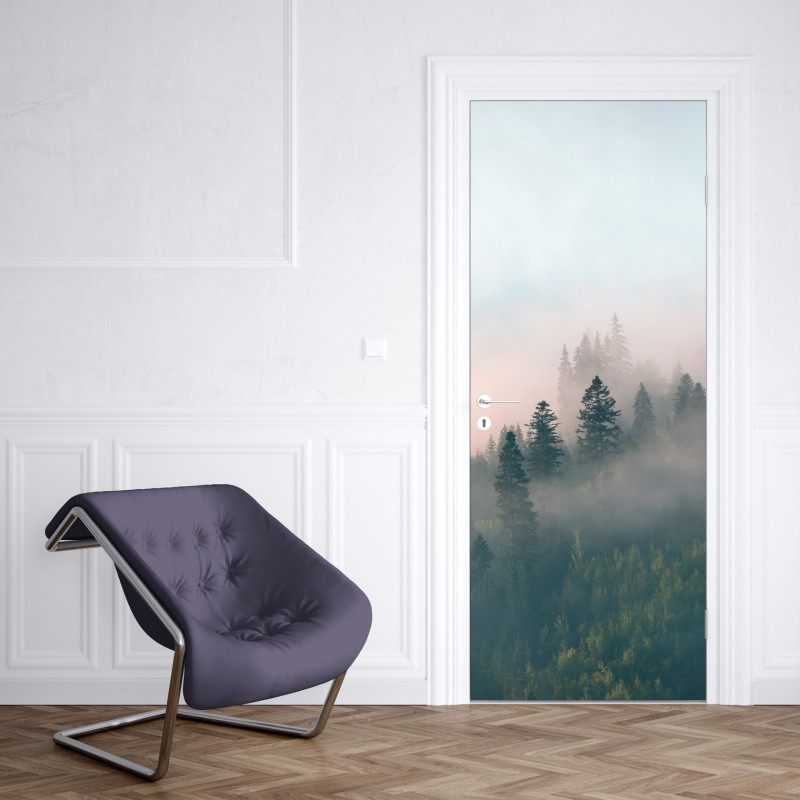 Naklejka na drzwi mglisty poranek w lesie – Wallissimo® Naklejka na drzwi mglisty poranek w lesie – Wallissimo®