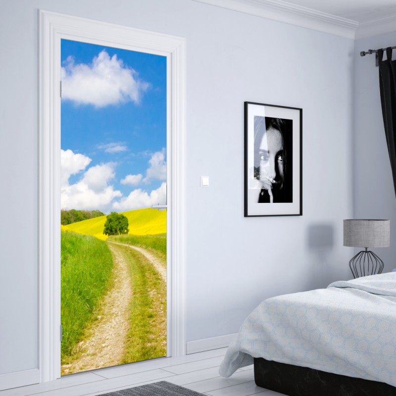Naklejka na drzwi słoneczna wiejska droga przez żółte pola – Wallissimo® Naklejka na drzwi słoneczna wiejska droga przez żółte pola – Wallissimo®