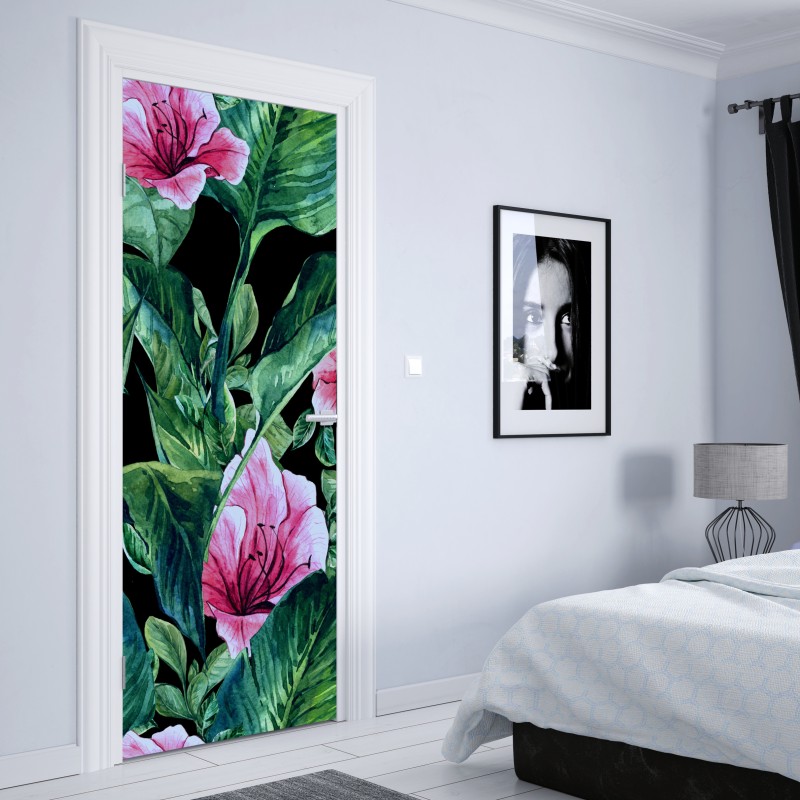 Naklejka na drzwi różowe akwarelowe kwiaty na czarnym tle – Wallissimo® Naklejka na drzwi różowe akwarelowe kwiaty na czarnym tle – Wallissimo®