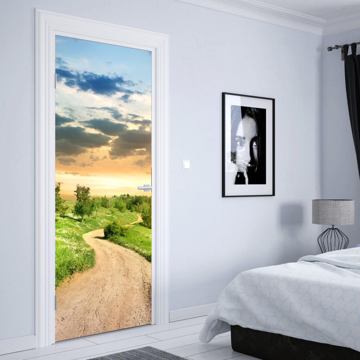 Naklejka na drzwi zachód słońca nad polną drogą w zielonej łące – Wallissimo® Naklejka na drzwi zachód słońca nad polną drogą w zielonej łące – Wallissimo®