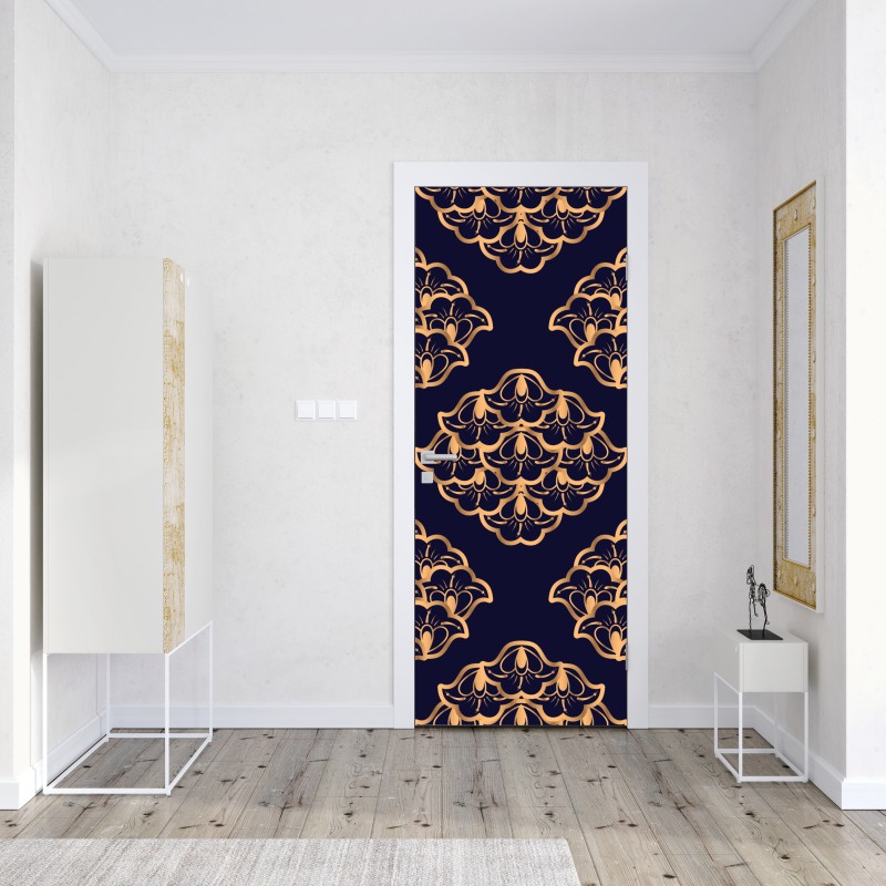 Naklejka na drzwi złoty wzór damaskowy na granatowym tle – Wallissimo® Naklejka na drzwi złoty wzór damaskowy na granatowym tle – Wallissimo®