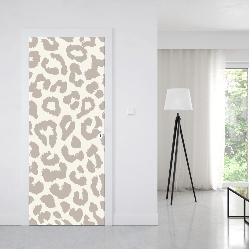 Naklejka na drzwi neutralny beżowy wzór w panterkę – Wallissimo® Naklejka na drzwi neutralny beżowy wzór w panterkę – Wallissimo®