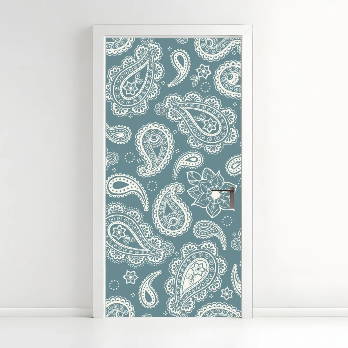 Naklejka na drzwi morski wzór paisley z kwiatowymi motywami – Wallissimo® Naklejka na drzwi morski wzór paisley z kwiatowymi motywami – Wallissimo®