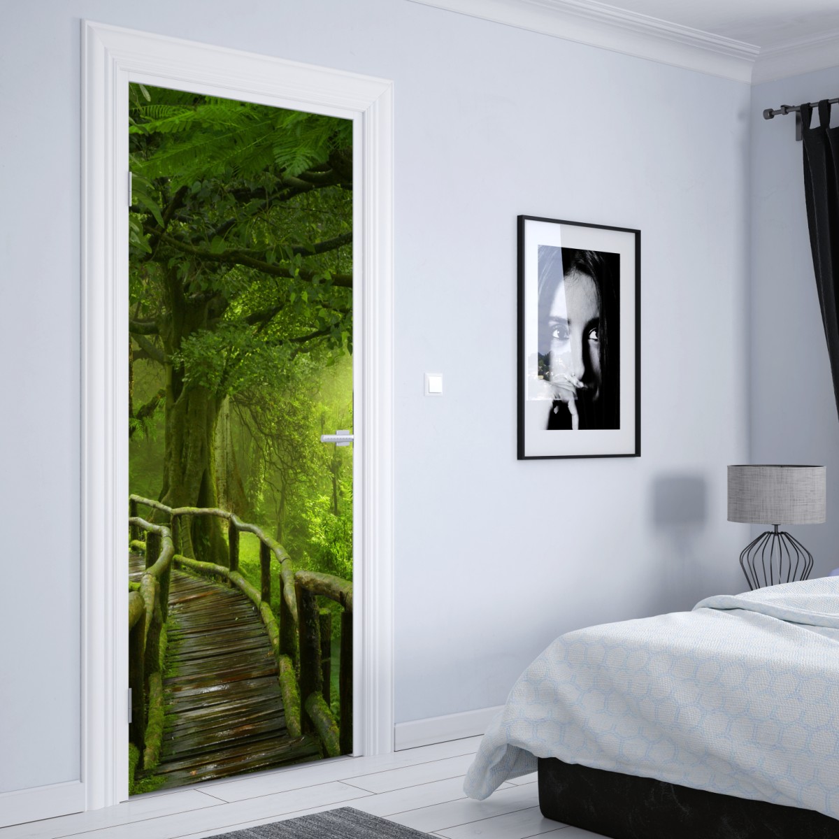 Naklejka na drzwi mglista kładka w tropikalnej dżungli – Wallissimo® Naklejka na drzwi mglista kładka w tropikalnej dżungli – Wallissimo®