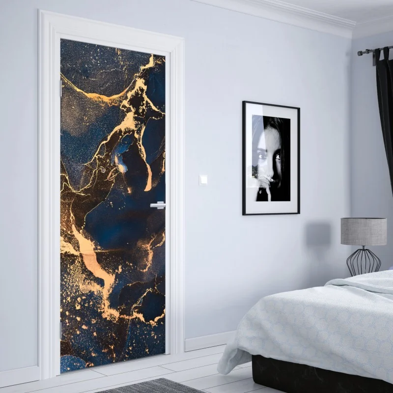 Naklejka na drzwi nocny marmur ze złotymi żyłkami – Wallissimo® Naklejka na drzwi nocny marmur ze złotymi żyłkami – Wallissimo®