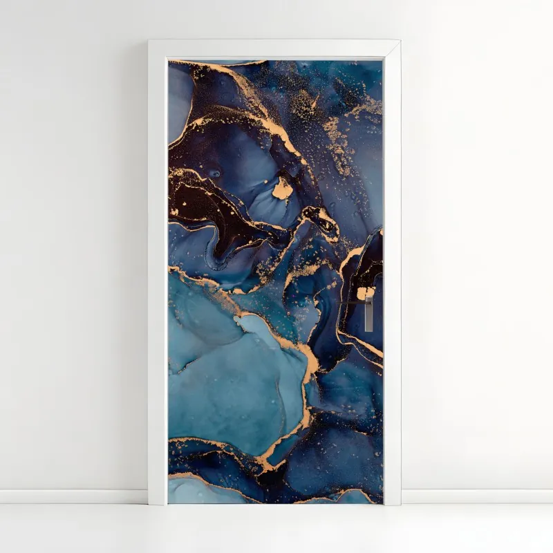 Naklejka na drzwi głębokie oceaniczne błękity ze złotymi żyłami