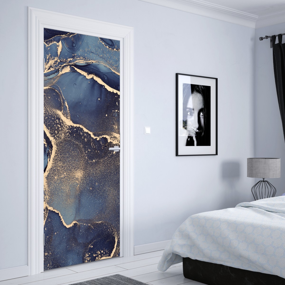 Naklejka na drzwi senny abstrakcyjny motyw w granacie i złocie – Wallissimo® Naklejka na drzwi senny abstrakcyjny motyw w granacie i złocie – Wallissimo®