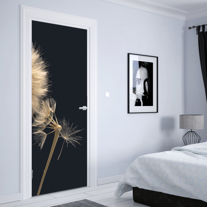 Naklejka na drzwi delikatny dmuchawiec na ciemnym tle – Wallissimo® Naklejka na drzwi delikatny dmuchawiec na ciemnym tle – Wallissimo®