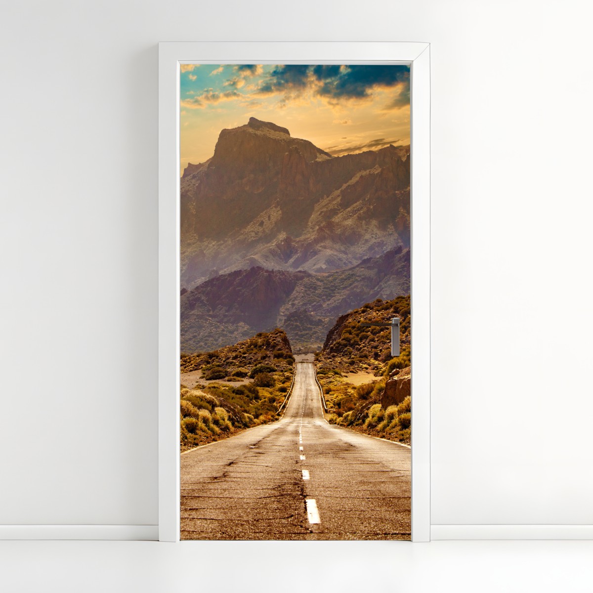 Door sticker road to the mountains in Tenerife