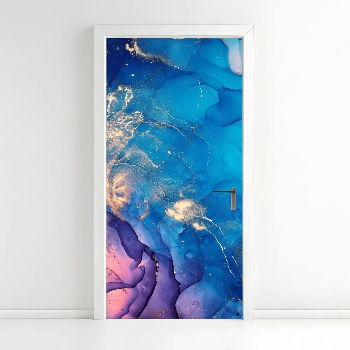 Naklejka na drzwi niebieska marmurowa abstrakcja z atramentu alkoholowego – Wallissimo® Naklejka na drzwi niebieska marmurowa abstrakcja z atramentu alkoholowego – Wallissimo®