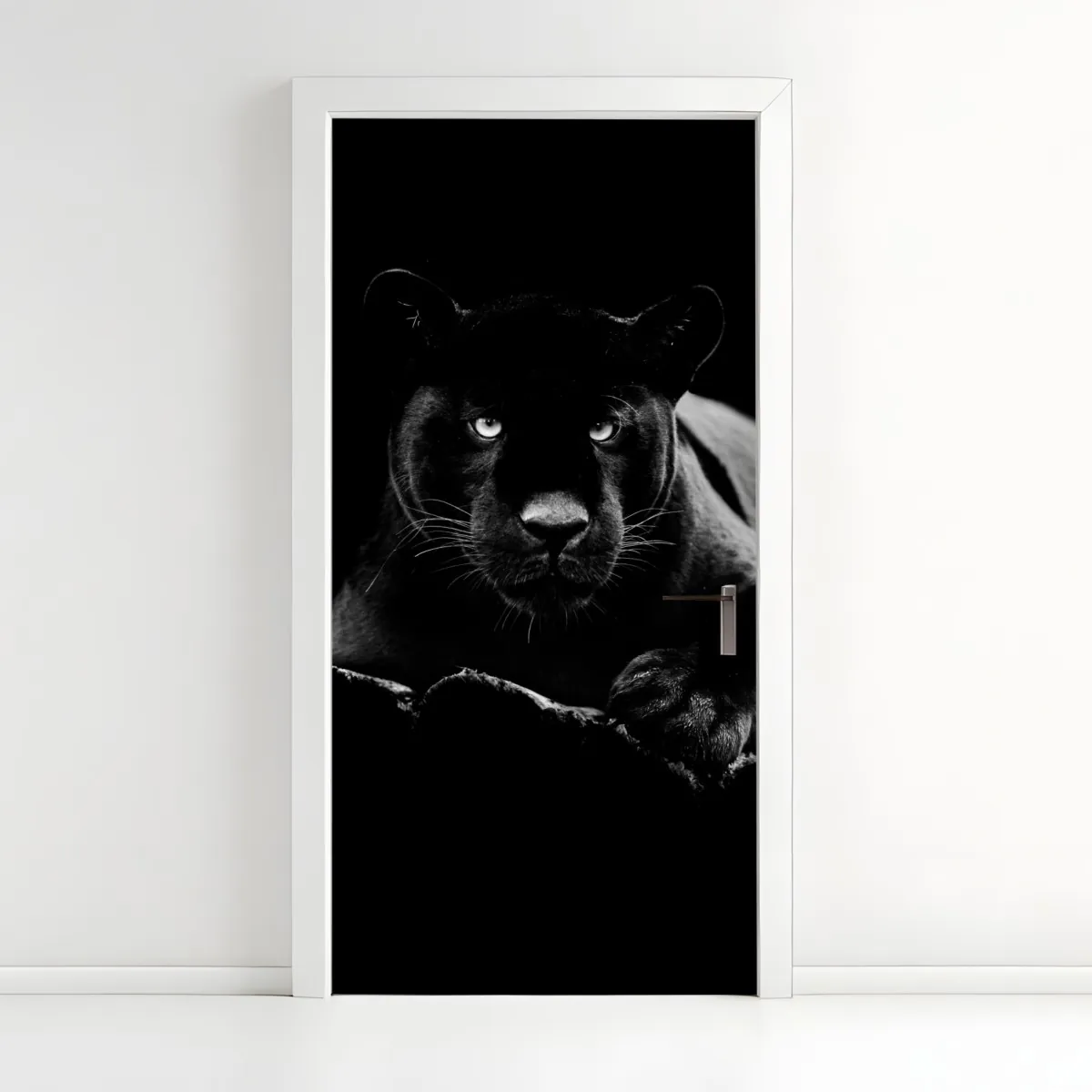Naklejka na drzwi majestatyczny portret czarnej pantery – Wallissimo® Naklejka na drzwi majestatyczny portret czarnej pantery – Wallissimo®
