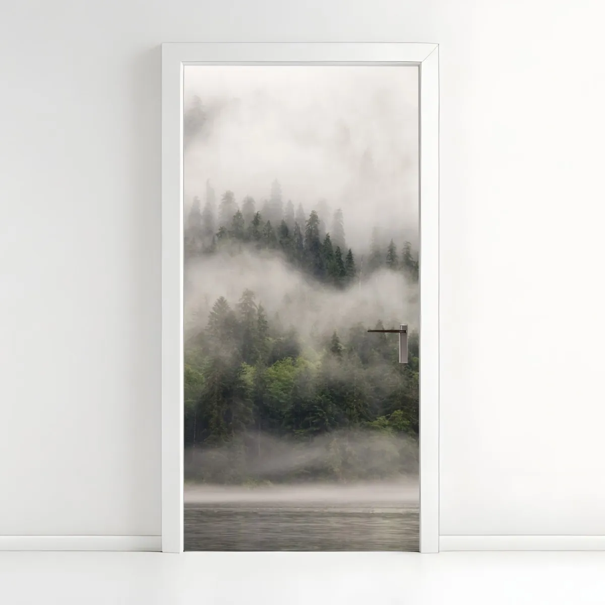 Naklejka na drzwi mglisty las nad wybrzeżem, Kolumbia Brytyjska – Wallissimo® Naklejka na drzwi mglisty las nad wybrzeżem, Kolumbia Brytyjska – Wallissimo®