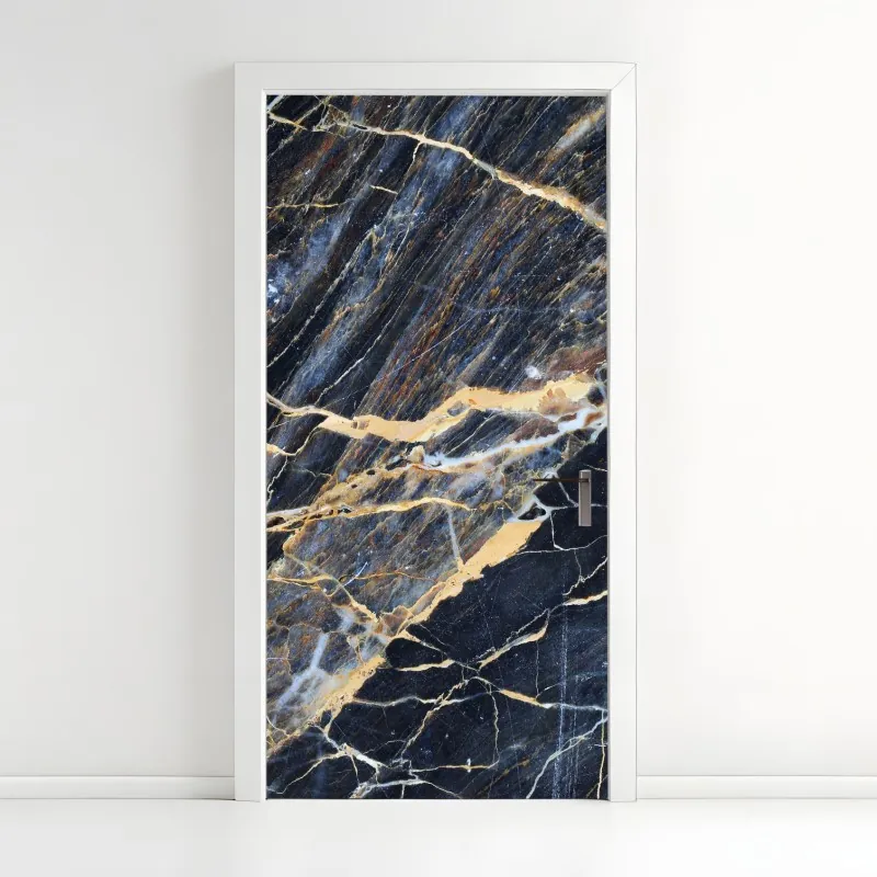 Naklejka na drzwi ciemny marmur ze złotymi i kremowymi żyłami