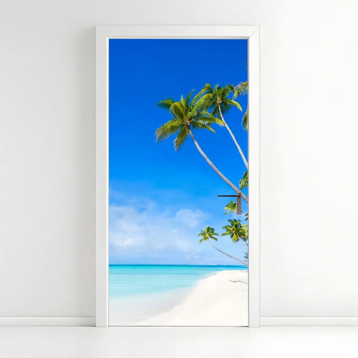 Naklejka na drzwi tropikalna plaża z palmami – Wallissimo® Naklejka na drzwi tropikalna plaża z palmami – Wallissimo®