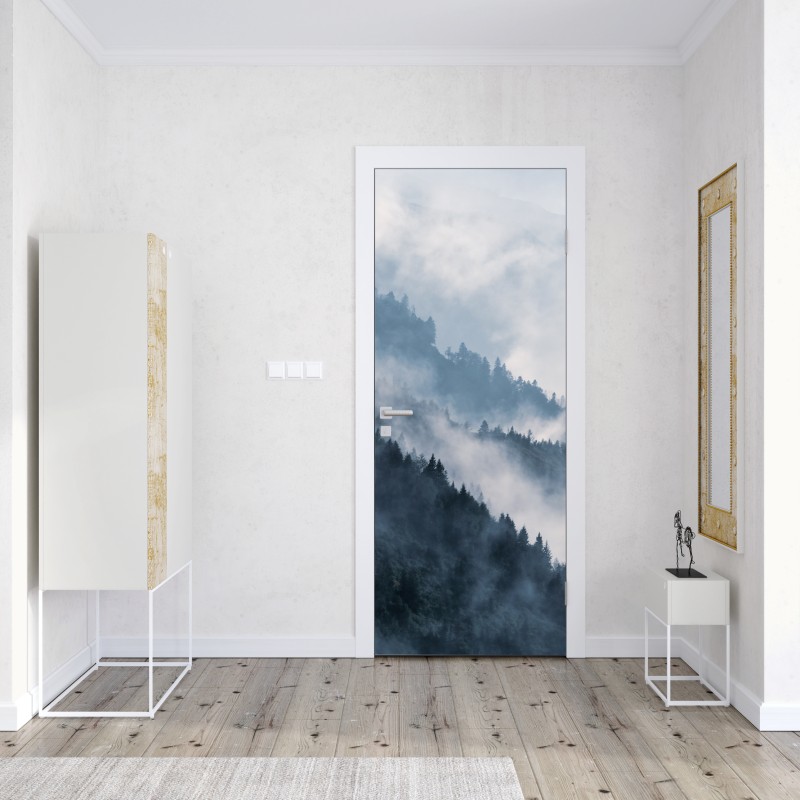Naklejka na drzwi mglista górska panorama – Wallissimo® Naklejka na drzwi mglista górska panorama – Wallissimo®