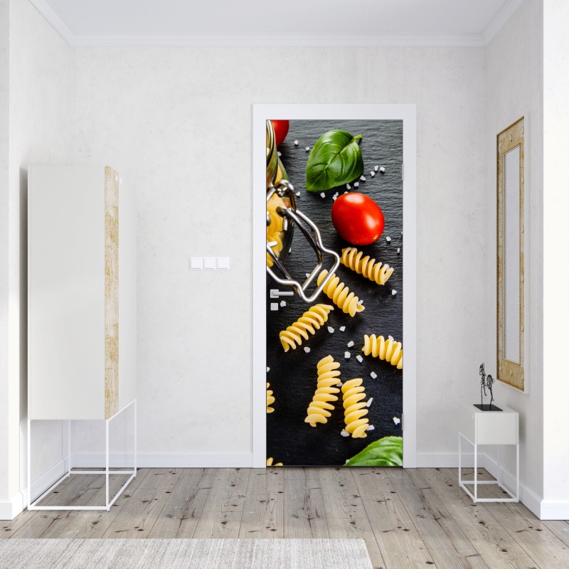 Naklejka na drzwi wiosenna łąka pod błękitnym niebem – Wallissimo®