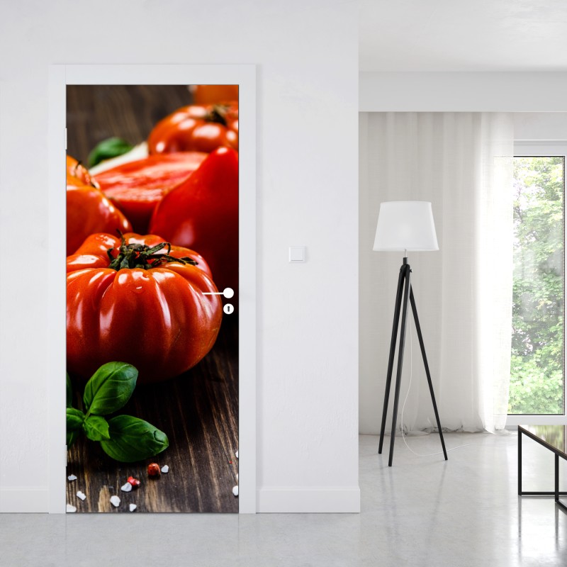 Naklejka na drzwi dojrzałe pomidory na rustykalnym stole – Wallissimo® Naklejka na drzwi dojrzałe pomidory na rustykalnym stole – Wallissimo®